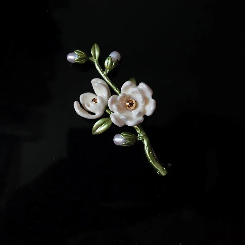Annie Flower You Are My Heroine, Retro Art And Elegant White Magnolia Brooch Accessories