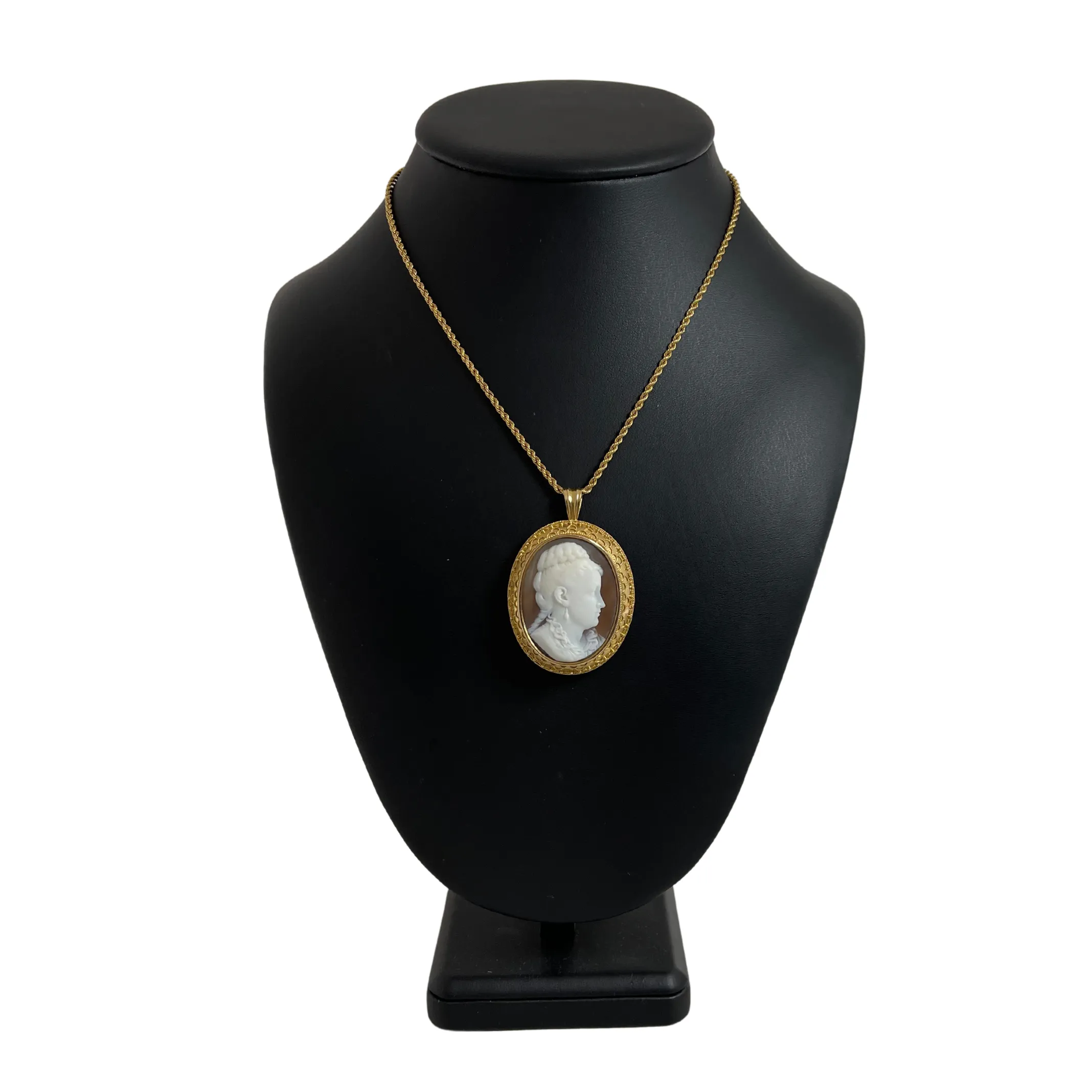 Antique Shell 14K Yellow Gold Cameo Pendant/Brooch