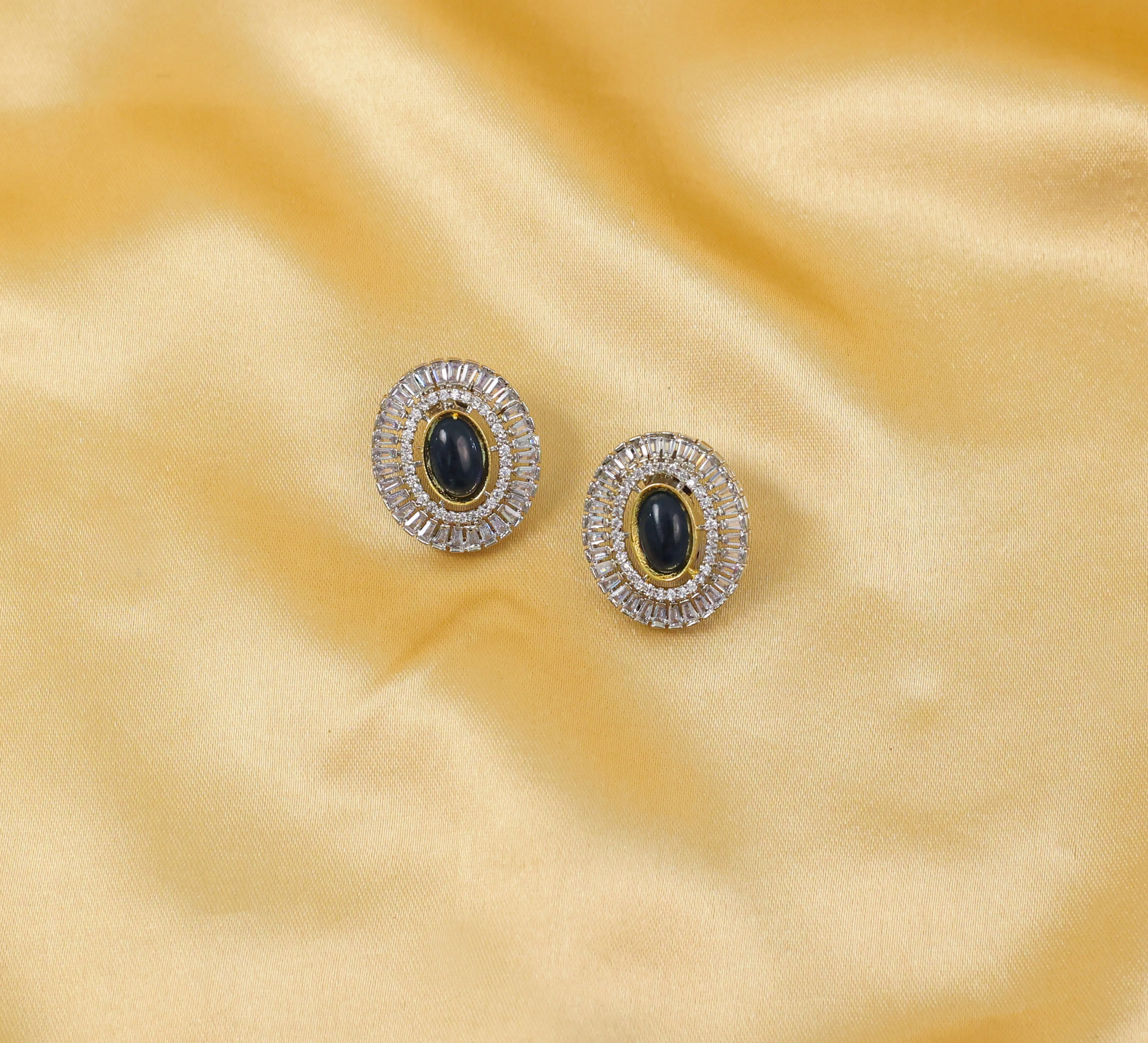 Antique Silver-Plated Necklace Set with Hydro Stones