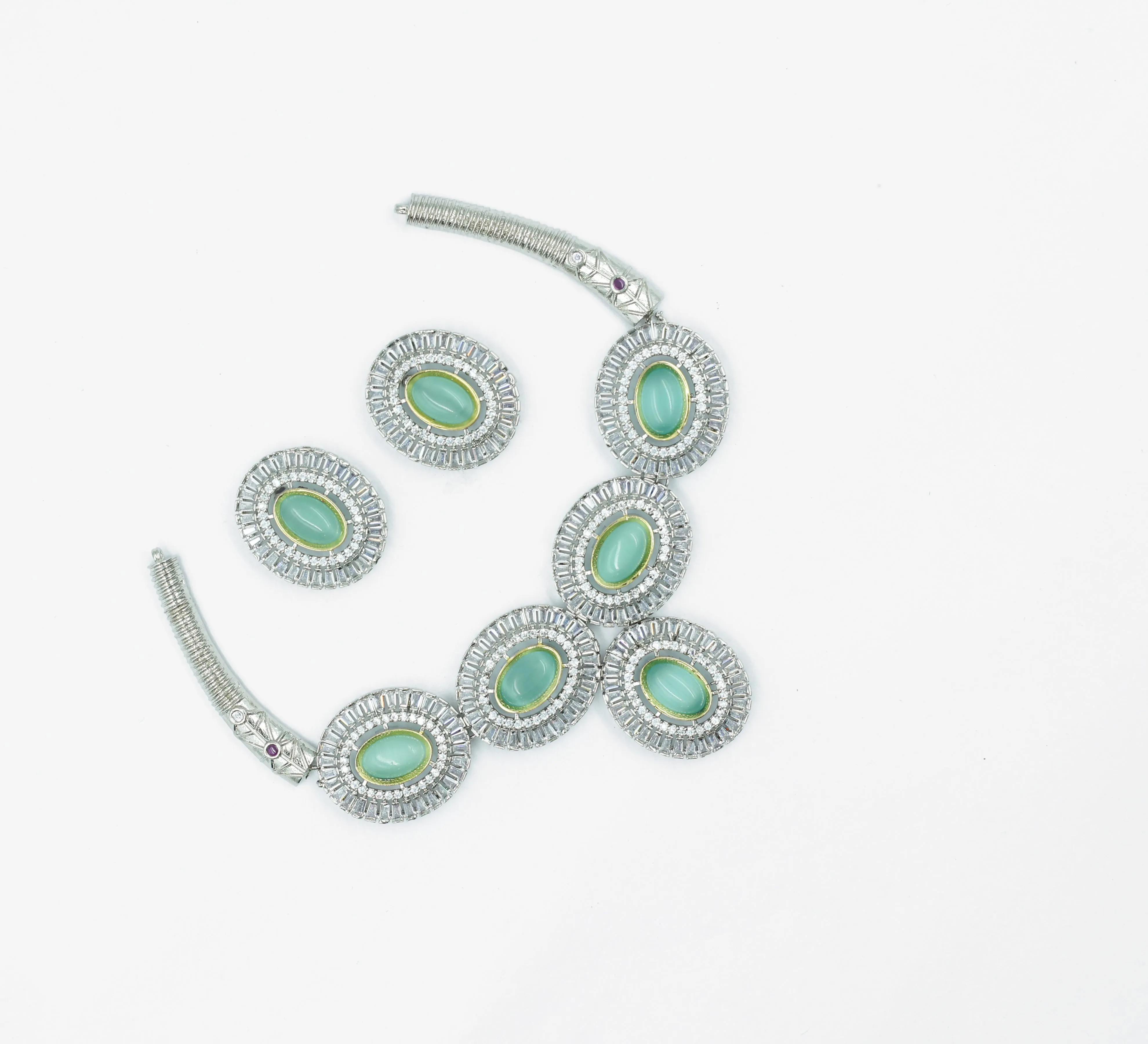 Antique Silver-Plated Necklace Set with Hydro Stones