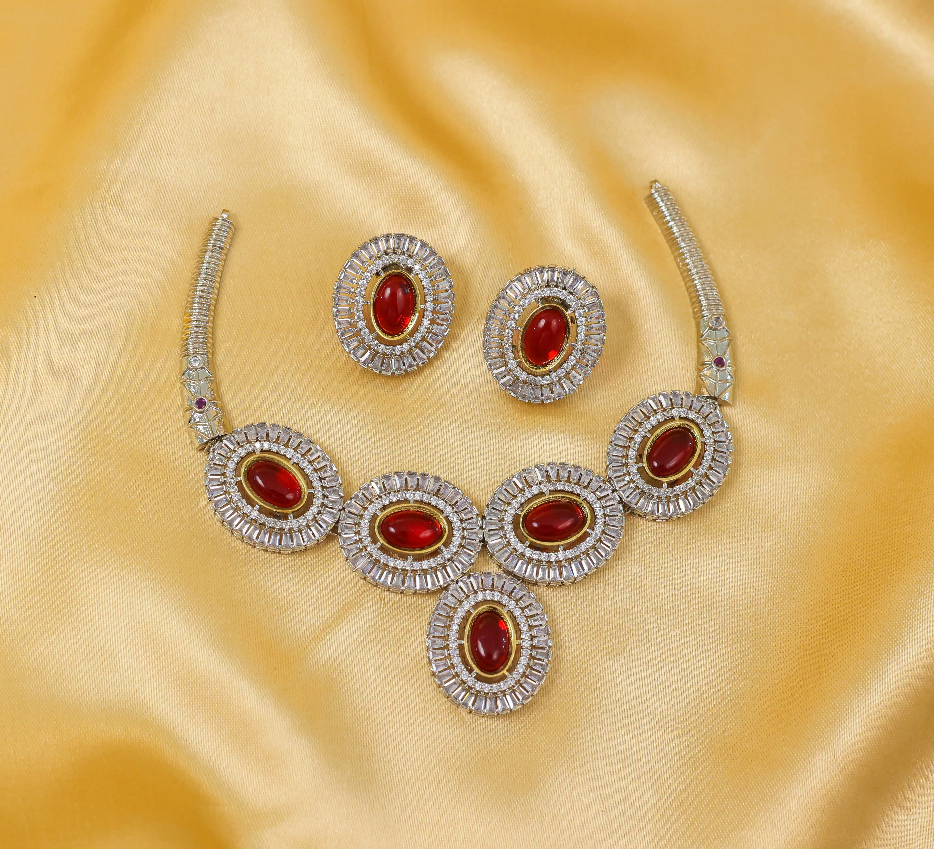 Antique Silver-Plated Necklace Set with Hydro Stones