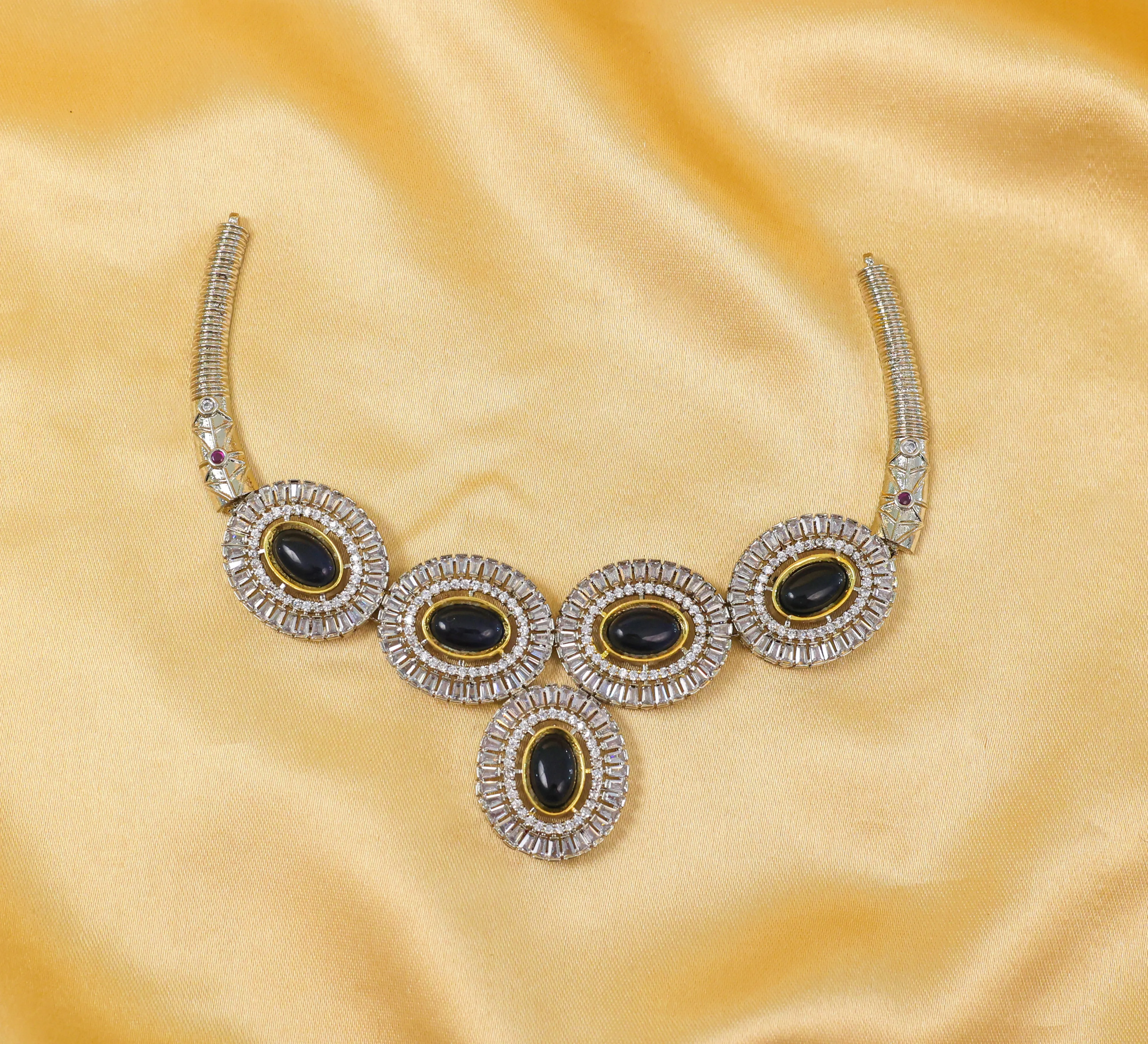 Antique Silver-Plated Necklace Set with Hydro Stones