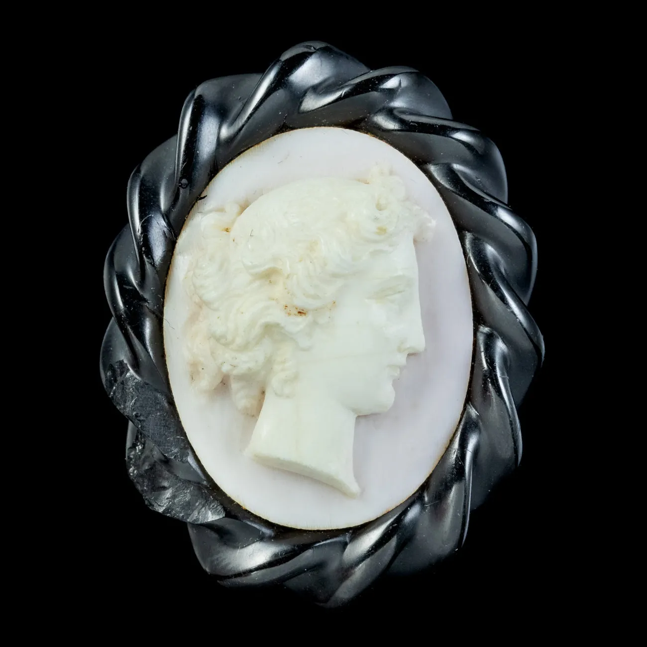 Antique Victorian Angel Skin Coral Cameo Brooch Whitby Jet Frame Circa 1860