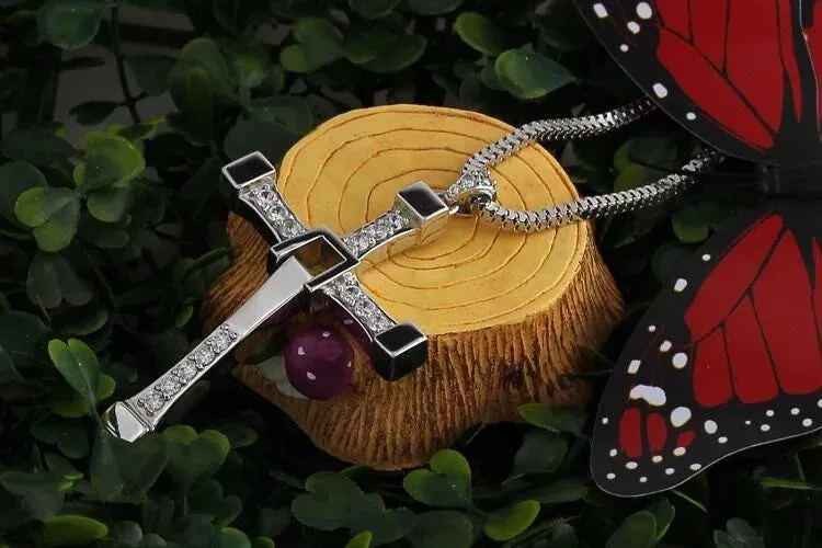 Fast and Furious  Hard Gas Actor Hip Hop Dominic Toretto Cross Necklace Pendant for Men Friend Gift Fashion Jewelry Wholesale