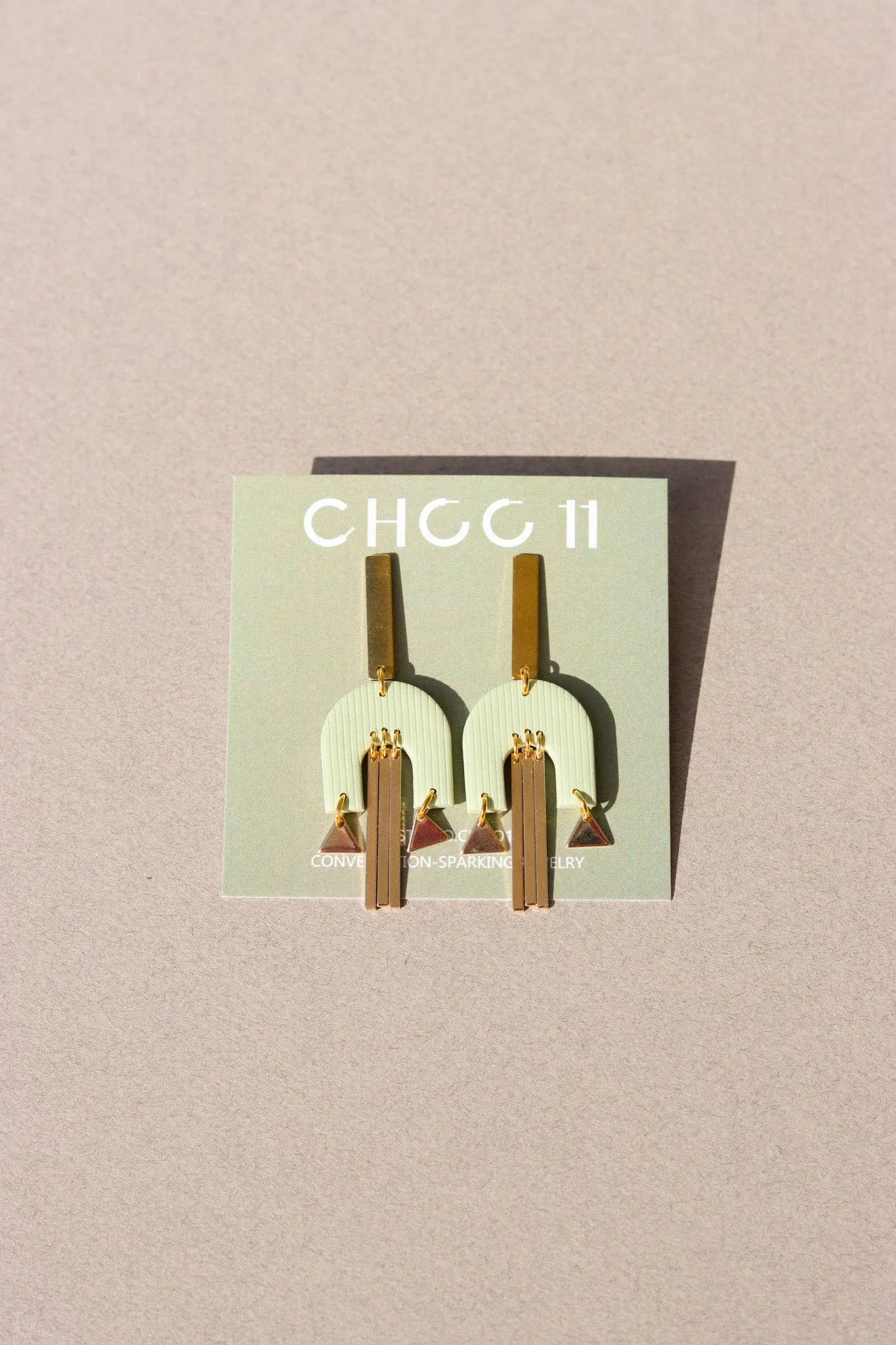 LANA EARRINGS: Hydrangea