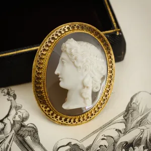 Majestic Superior Quality Antique Onyx Cameo Brooch