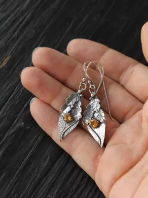 Oak Leaf Design Earrings: Elegant Jewelry for Nature Lovers