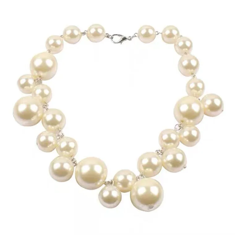 Retro French Baroque Overlaid Pearl Collar Chain Necklace