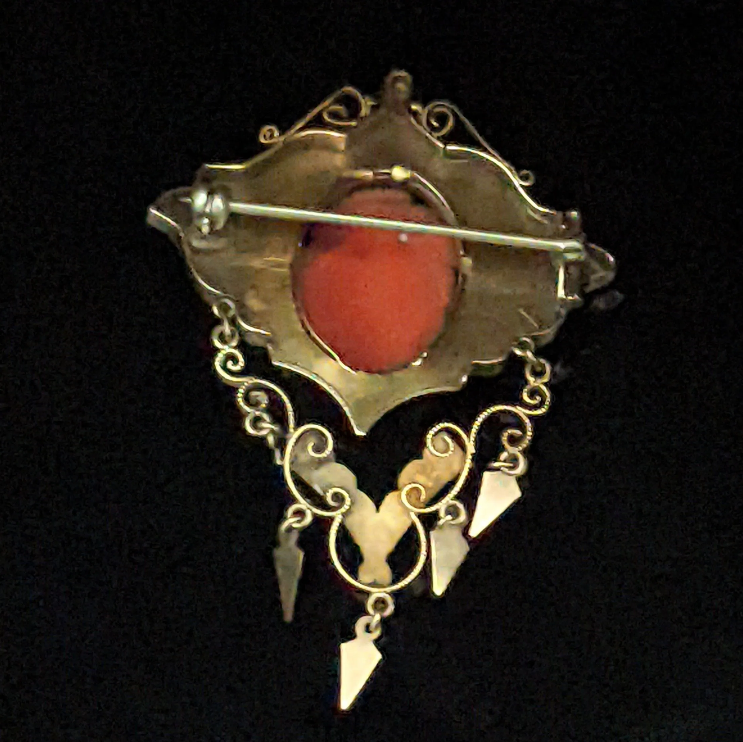 The Mesa - Victorian Era Coral Cameo 10k Gold Brooch