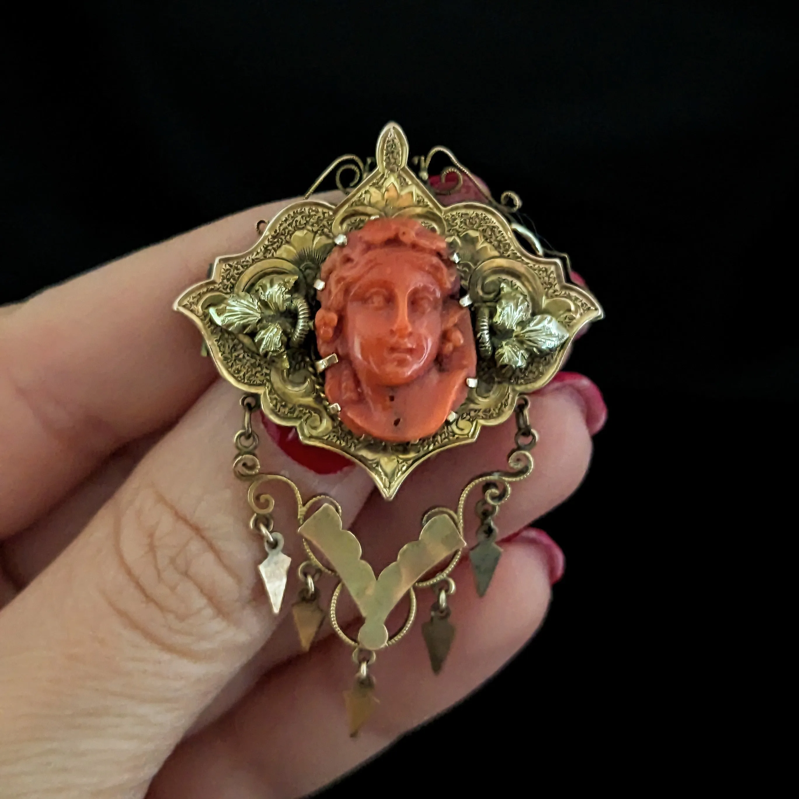 The Mesa - Victorian Era Coral Cameo 10k Gold Brooch