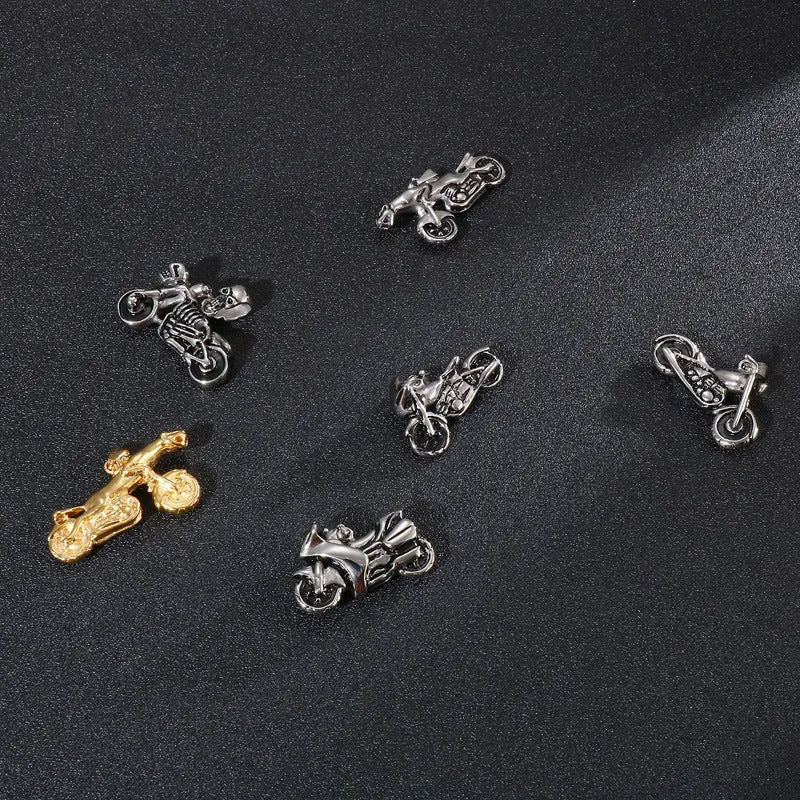 Trendy Hip-Hop Skull Animal Titanium Steel Men's Pendant