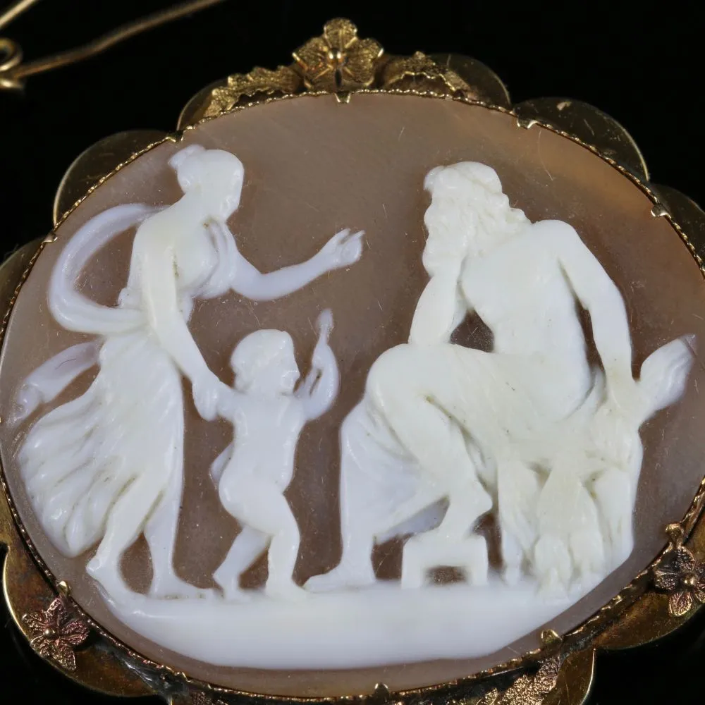 Victorian Gold Cameo Brooch In Original Box Circa 1900