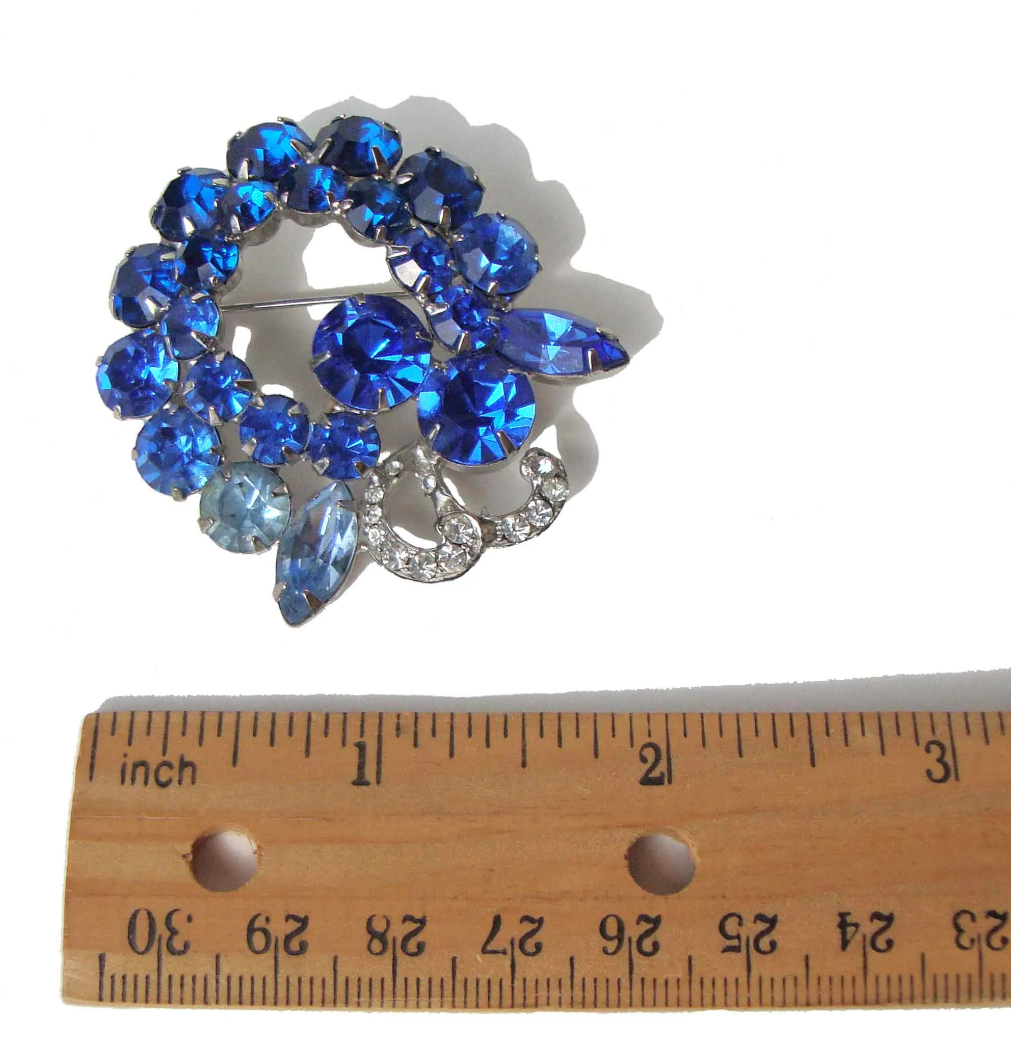 Vintage Weiss Brooch Two Tone Blue Rhinestone Cocktail Pin